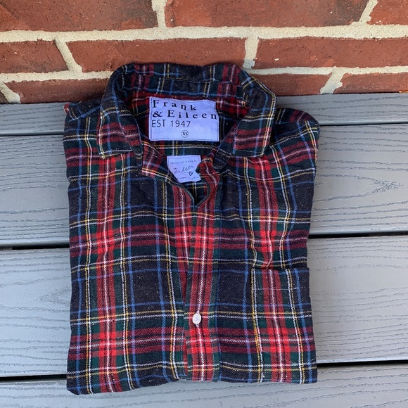 Frank & Eileen Eileen Relaxed Button-Up Shirt - Picture 1 of 13